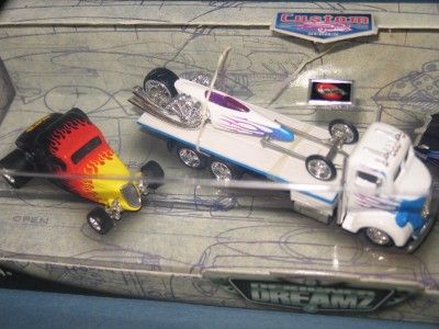 2001 Hot Wheels 4 Car Set DESIGNER DREAMZ Mint In Box  