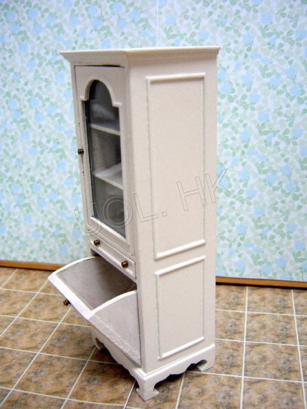 Miniature white bathroom for doll house  