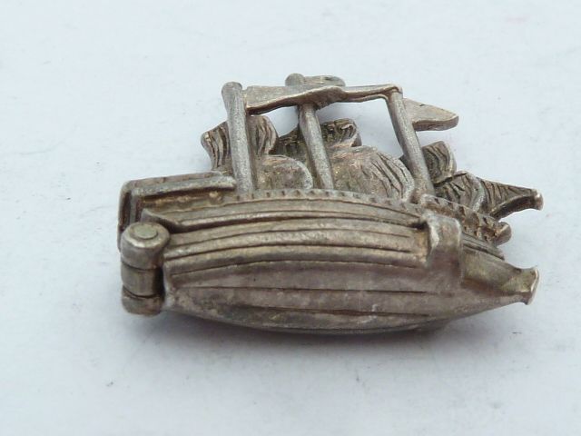 Huge Vintage 925 Sterling Silver Charm Pendant MAYFLOWER SHIP OPENS 