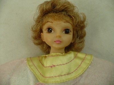   Woman Collector Doll Handmade Miniature Poseable Livve Group  