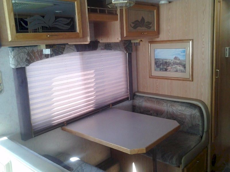 33 1994 National Sea Breeze A Class RV   Motor Home  