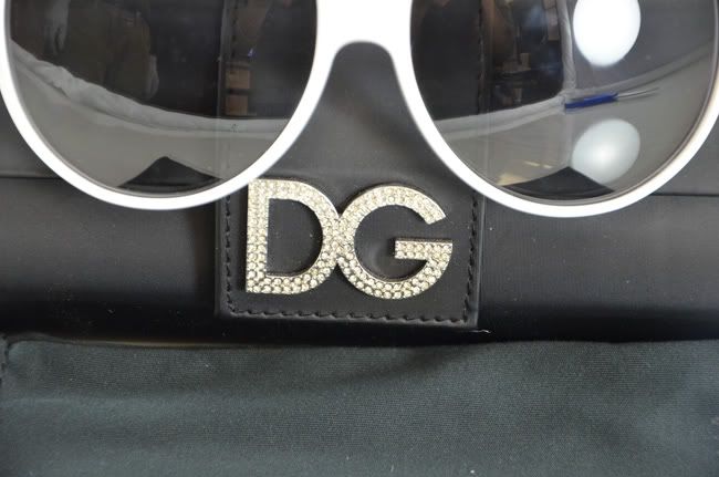 3014 508/8G WHITE SUNGLASSES $180  