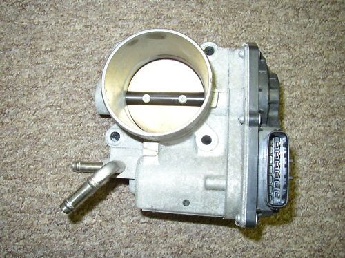 TOYOTA THROTTLE BODY COROLLA MATRIX 1ZZFE 05 06 07 FACTORY 22030 22041 