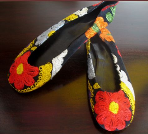 Suzani Flats from Turkey Size 10 US, 42 EU  