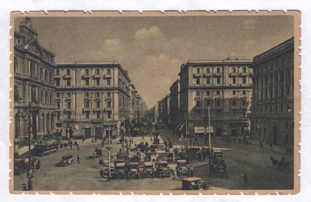 ITALY NAPOLI PIAZZA G. BOVIO E CORSO UMBERTO POSTCARD  