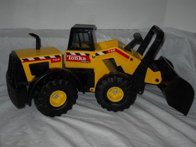 TONKA hasbro 1999 LOADER Great Gift or Collectable MIGHTY 728 