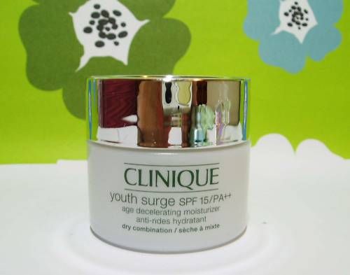 Clinique Youth Surge SPF 15/PA++ Age Moisturizer 15ml  