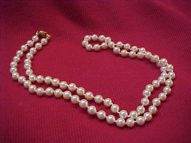 MONET FAUX PEARL NECKLACE  