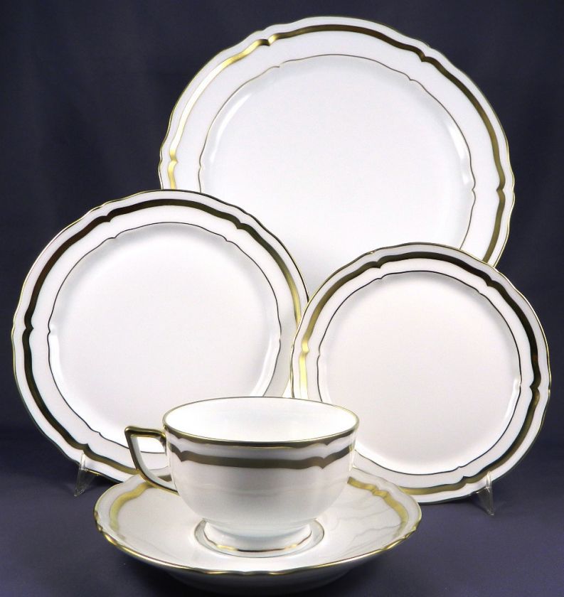 RAYNAUD LIMOGES MARIE ANTOINETTE GOLD 5 Pc PlaceSetting  