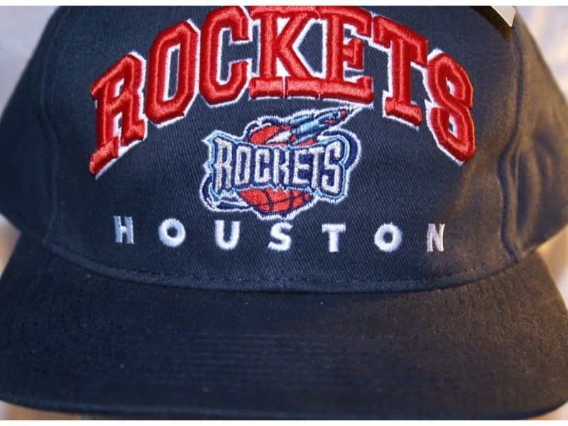 VINTAGE HOUSTON ROCKETS SNAPBACK CAP NWT NBA  