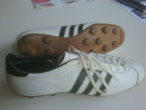 Mens VINTAGE Adidas Soccer Cleat SUPERLIGHT NEVER WORN  