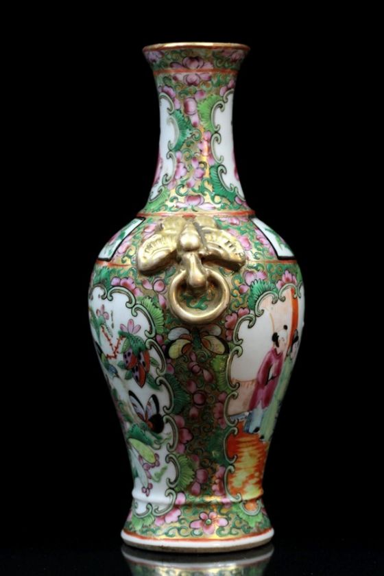   antique Chinese Porcelain Bottle Vase Figures 19th C. Colour Canton