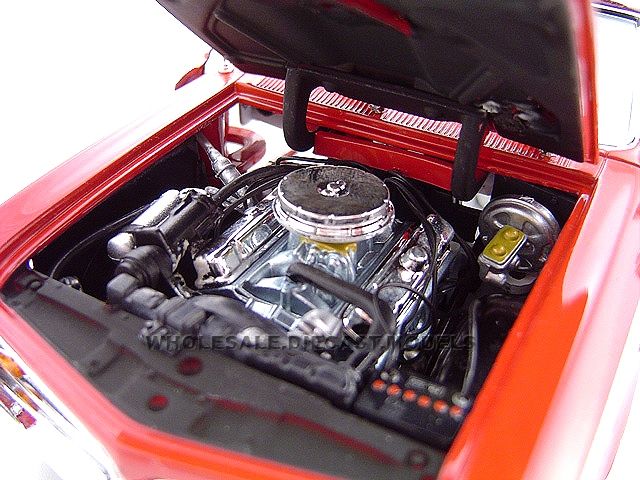 1967 PONTIAC GTO HT RED 124 DIECAST MODEL  