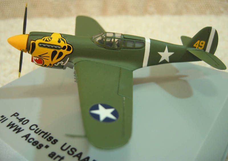 Armour P 40 Curtiss USAAF “WW II Aces” Die Cast 1100  