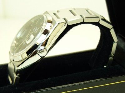   Quartz S/S Serial# A Black Stick Dial / 17000 Year 2000  