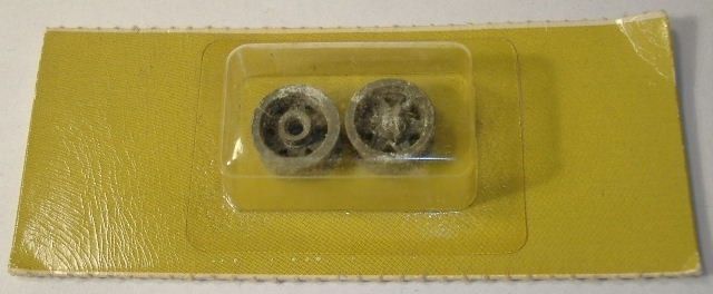 1960s Cox 1/32 Magnesium Wheels #9912, MOC  