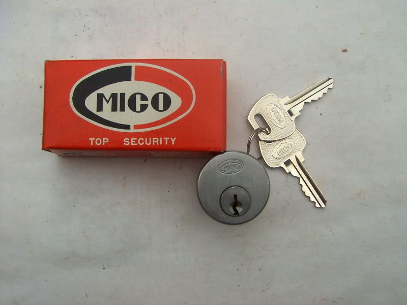 one MICO rim cylinder  