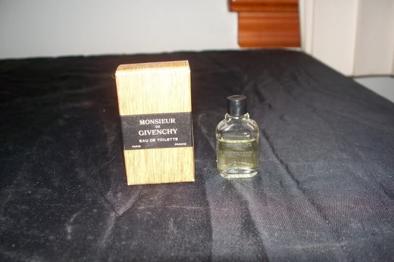 Vintage Monsieur De Givenchy Cologne Perfume Sample Box  