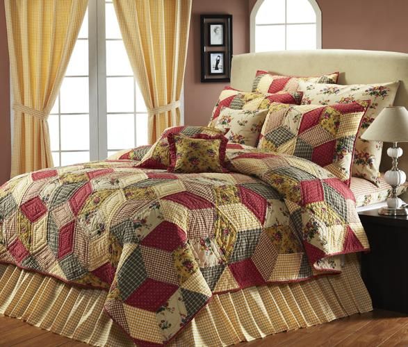 CONSTANCE PATCHWORK PRIMITIVE 7PC QUEEN QUILT SET  