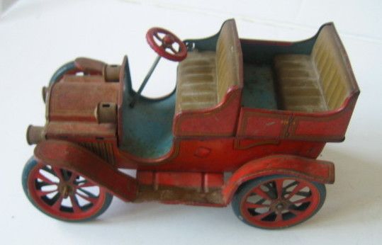 Modern Toys Model A 4 Seater Car Back Tires Moves Truck  